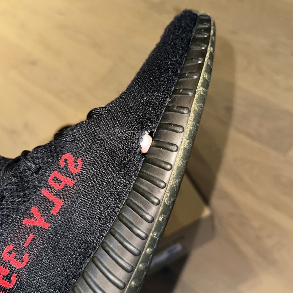 Adidas Yeezy Boost 350 V2 Bred - Black/Red - Picture 6 of 7